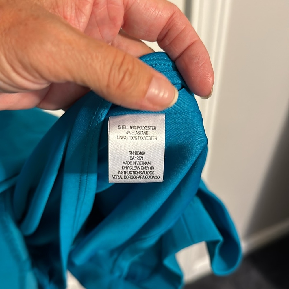 NWT! Tahari Sleeveless Dress - Picture 6 of 8